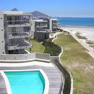 Apartment Sunstays Lagoon Beach, Cape Town