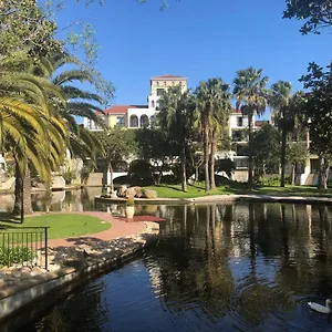 Apartment Island Club Portifino, Cape Town